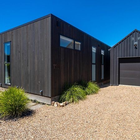 Wavesong Mahe Villa Onetangi Екстериор снимка