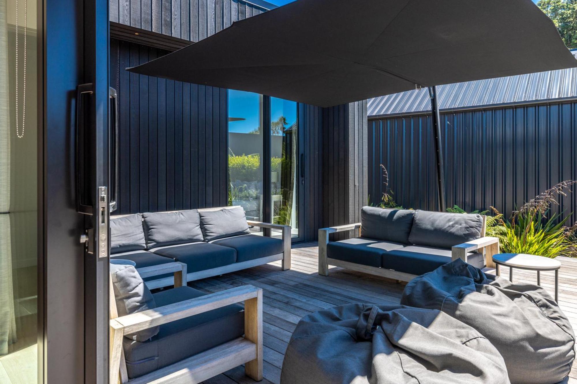Wavesong Mahe Villa Onetangi Екстериор снимка